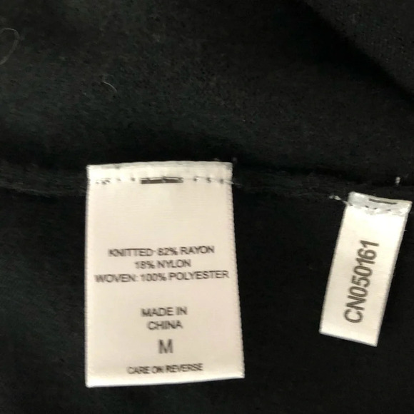 7th Avenue woman’s top.  Long sleeves black size M - Picture 7 of 8